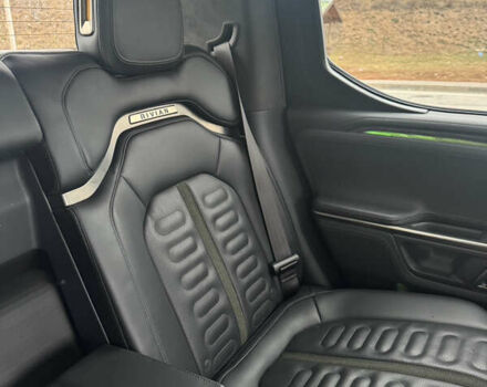 Зелений Rivian R1T, об'ємом двигуна 0 л та пробігом 38 тис. км за 51000 $, фото 38 на Automoto.ua