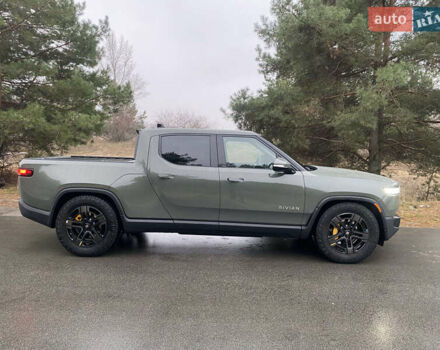 Зелений Rivian R1T, об'ємом двигуна 0 л та пробігом 38 тис. км за 59000 $, фото 6 на Automoto.ua