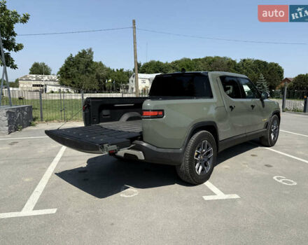Зелений Rivian R1T, об'ємом двигуна 0 л та пробігом 28 тис. км за 54000 $, фото 51 на Automoto.ua