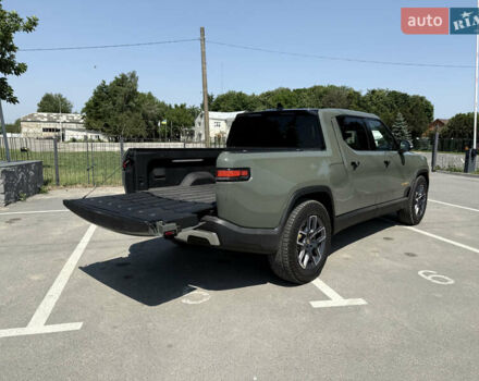 Зелений Rivian R1T, об'ємом двигуна 0 л та пробігом 28 тис. км за 54000 $, фото 13 на Automoto.ua