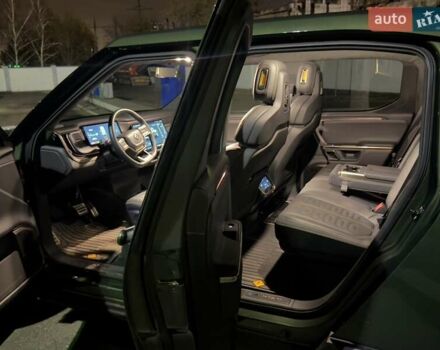 Зеленый Rivian R1T, объемом двигателя 0 л и пробегом 27 тыс. км за 90000 $, фото 2 на Automoto.ua