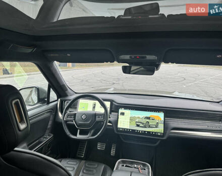 Зелений Rivian R1T, об'ємом двигуна 0 л та пробігом 38 тис. км за 51000 $, фото 28 на Automoto.ua