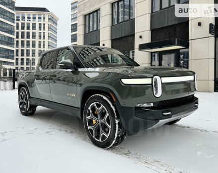 Зелений Rivian R1T, об'ємом двигуна 0 л та пробігом 4 тис. км за 125500 $, фото 2 на Automoto.ua