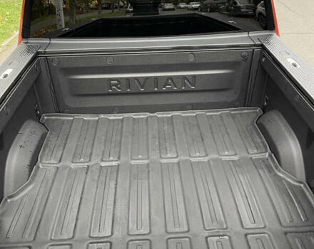 Оранжевый Rivian R1T, объемом двигателя 0 л и пробегом 10 тыс. км за 54500 $, фото 5 на Automoto.ua