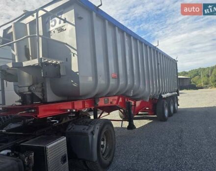 Красный Rothdean A3AT, объемом двигателя 0 л и пробегом 100 тыс. км за 13900 $, фото 2 на Automoto.ua