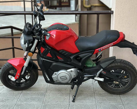 Красный SAXXX E-Roadster E-Roller, объемом двигателя 0 л и пробегом 1 тыс. км за 1400 $, фото 1 на Automoto.ua