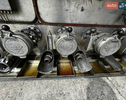 Schrader Z-STA 24 2004 в Львове на Automoto.ua Серый Schrader Z-STA 24, объемом двигателя 0 л и пробегом 1 тыс. км за 22458 $, фото 40 на Automoto.ua