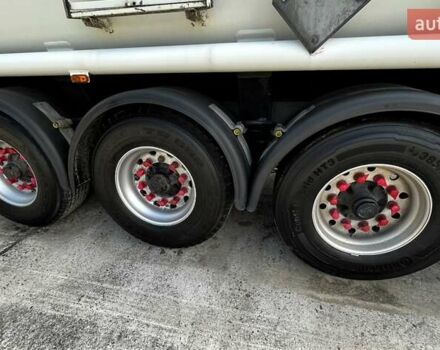 Schrader Z-STA 24 2004 в Львове на Automoto.ua Серый Schrader Z-STA 24, объемом двигателя 0 л и пробегом 1 тыс. км за 22458 $, фото 7 на Automoto.ua