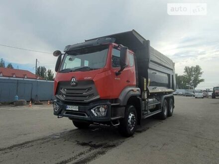 Красный Sinotruk C7H, объемом двигателя 10.8 л и пробегом 111 тыс. км за 64949 $, фото 1 на Automoto.ua