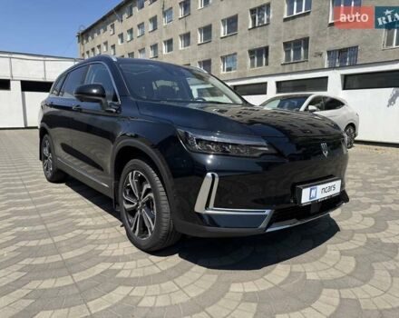 Чорний Skywell ET5, об'ємом двигуна 0 л та пробігом 2 тис. км за 29400 $, фото 2 на Automoto.ua