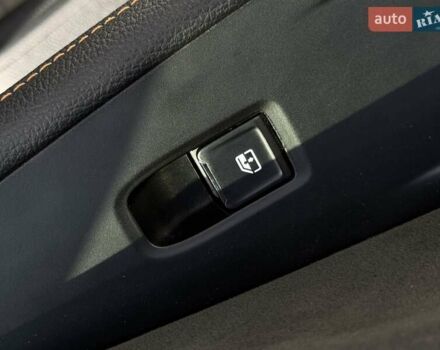 Чорний Skywell ET5, об'ємом двигуна 0 л та пробігом 2 тис. км за 29400 $, фото 22 на Automoto.ua