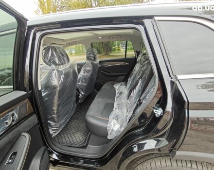 Чорний Skywell ET5, об'ємом двигуна 0 л та пробігом 70 тис. км за 28000 $, фото 11 на Automoto.ua