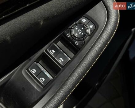 Чорний Skywell ET5, об'ємом двигуна 0 л та пробігом 2 тис. км за 29400 $, фото 20 на Automoto.ua