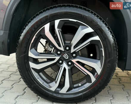 Сірий Skywell ET5, об'ємом двигуна 0 л та пробігом 6 тис. км за 19200 $, фото 11 на Automoto.ua