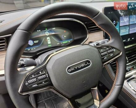 Синій Skywell ET5, об'ємом двигуна 0 л та пробігом 6 тис. км за 17200 $, фото 16 на Automoto.ua