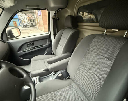 Білий Skywell Mini Bus, об'ємом двигуна 0 л та пробігом 1 тис. км за 10500 $, фото 25 на Automoto.ua