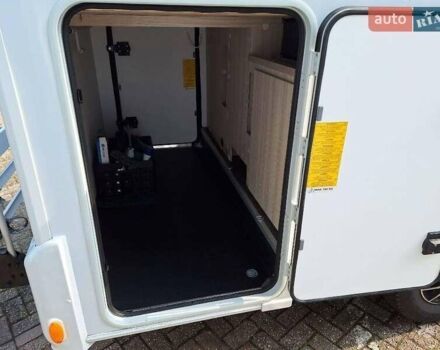 Белый Sun Living Serie V, объемом двигателя 0 л и пробегом 1 тыс. км за 74871 $, фото 16 на Automoto.ua