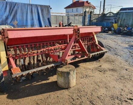 Красный СЗ 2.7, объемом двигателя 0 л и пробегом 0 тыс. км за 1300 $, фото 1 на Automoto.ua