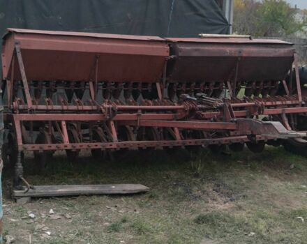 Красный СЗ 3,6, объемом двигателя 0 л и пробегом 0 тыс. км за 951 $, фото 2 на Automoto.ua