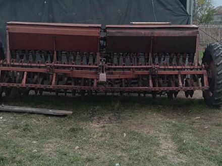 Красный СЗ 3,6, объемом двигателя 0 л и пробегом 0 тыс. км за 951 $, фото 1 на Automoto.ua