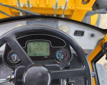 Жовтий Teren 920, об'ємом двигуна 2.7 л та пробігом 3 тис. км за 12800 $, фото 12 на Automoto.ua