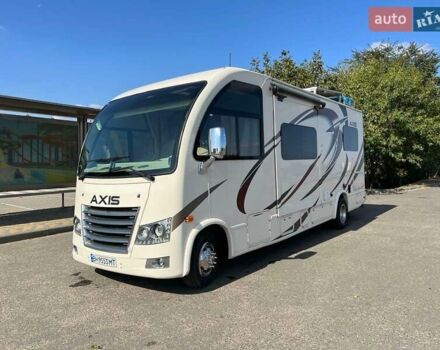 Белый Thor Axis, объемом двигателя 6.76 л и пробегом 35 тыс. км за 66500 $, фото 2 на Automoto.ua