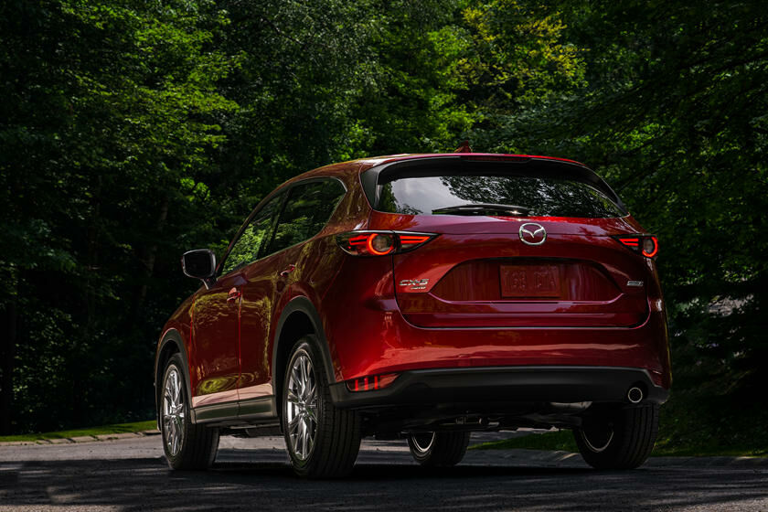 Сколько топлива расходует новая Mazda CX-5 2021