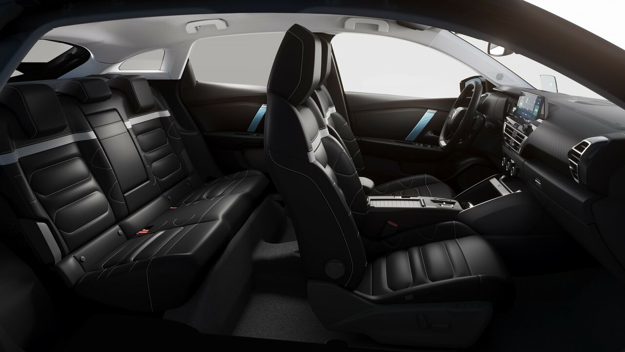 Обзор нового автомобиля Ситроен С4 2022 с фото и видео