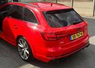 Червоний Ауді S4, об'ємом двигуна 3 л та пробігом 175 тис. км за 41975 $, фото 4 на Automoto.ua