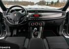 Альфа Ромео Giulietta, об'ємом двигуна 1.96 л та пробігом 215 тис. км за 6026 $, фото 13 на Automoto.ua