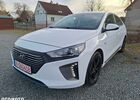 Хендай Ioniq, объемом двигателя 1.58 л и пробегом 129 тыс. км за 16393 $, фото 1 на Automoto.ua