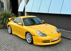 Желтый Порше 996, объемом двигателя 3.6 л и пробегом 37 тыс. км за 178186 $, фото 2 на Automoto.ua