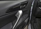 Міцубісі Eclipse Cross 2022 у Європі на Automoto.ua Білий Міцубісі Eclipse Cross, об'ємом двигуна 2.36 л та пробігом 62 тис. км за 25195 $, фото 10 на Automoto.ua