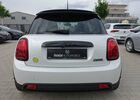 Білий Міні Cooper SE, об'ємом двигуна 0 л та пробігом 5 тис. км за 34424 $, фото 4 на Automoto.ua