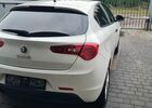 Альфа Ромео Giulietta 2011 у Європі на Automoto.ua Білий Альфа Ромео Giulietta, об'ємом двигуна 1 л та пробігом 200 тис. км за 6175 $, фото 10 на Automoto.ua