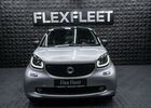 Чорний Смарт Fortwo, об'ємом двигуна 0.9 л та пробігом 64 тис. км за 15158 $, фото 2 на Automoto.ua