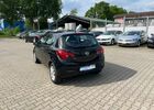 Черный Опель Corsa-e, объемом двигателя 1.4 л и пробегом 143 тыс. км за 7829 $, фото 2 на Automoto.ua