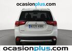 Мицубиси Аутлендер 2017 в Европе на Automoto.ua Белый Мицубиси Аутлендер, объемом двигателя 2 л и пробегом 113 тыс. км за 22085 $, фото 13 на Automoto.ua