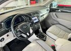 Белый Фольксваген Tiguan Allspace, объемом двигателя 1.97 л и пробегом 85 тыс. км за 30227 $, фото 9 на Automoto.ua