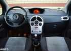 Рено Модус 2009 в Европе на Automoto.ua Белый Рено Модус, объемом двигателя 1 л и пробегом 171 тыс. км за 12800 $, фото 8 на Automoto.ua
