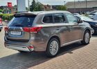 Коричневий Міцубісі Outlander PHEV, об'ємом двигуна 2.36 л та пробігом 40 тис. км за 31379 $, фото 4 на Automoto.ua