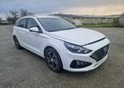 Белый Хендай i30, объемом двигателя 1.5 л и пробегом 15 тыс. км за 11461 $, фото 1 на Automoto.ua