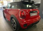 Красный Мини John Cooper Works, объемом двигателя 2 л и пробегом 88 тыс. км за 27970 $, фото 3 на Automoto.ua