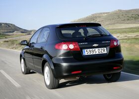 Шевроле Лачетті, Хетчбек 2004 - н.в. Hatchback 1.6 i 16V
