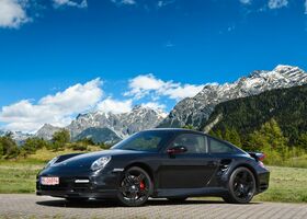 Черный Порше 911, объемом двигателя 3.6 л и пробегом 159 тыс. км за 69785 $, фото 14 на Automoto.ua