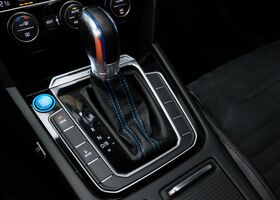 Фольксваген Пассат Вариант 2015 в Европе на Automoto.ua Серебряный Фольксваген Пассат Вариант, объемом двигателя 1.4 л и пробегом 259 тыс. км за 10545 $, фото 24 на Automoto.ua