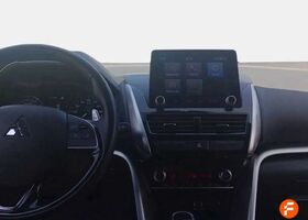 Міцубісі Eclipse Cross 2022 у Європі на Automoto.ua Чорний Міцубісі Eclipse Cross, об'ємом двигуна 2.36 л та пробігом 82 тис. км за 23876 $, фото 11 на Automoto.ua
