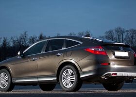 Honda Crosstour 2015 на тест-драйве, фото 3