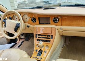 Бентлі Arnage, об'ємом двигуна 6.75 л та пробігом 102 тис. км за 31749 $, фото 13 на Automoto.ua