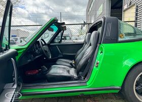Зелений Порше 911, об'ємом двигуна 0 л та пробігом 98 тис. км за 5400 $, фото 7 на Automoto.ua